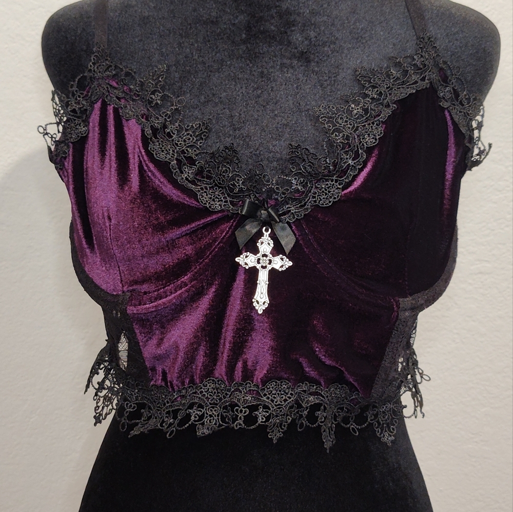 💔 SOLD 💔 Widow Morphine Eyes Purple Velvet Bra Top - Size: L
